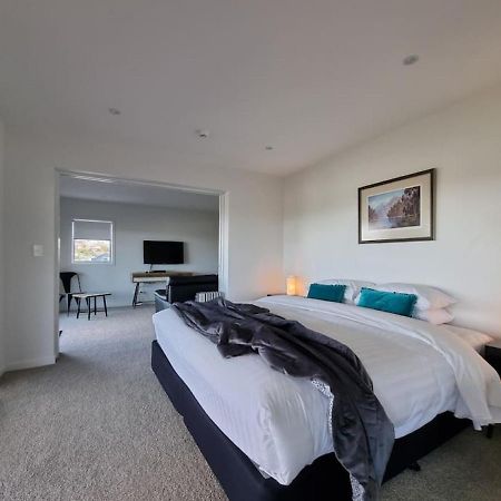 Fabulous Castor Bay 1 Bedroom With Views And Skytv Auckland Eksteriør billede