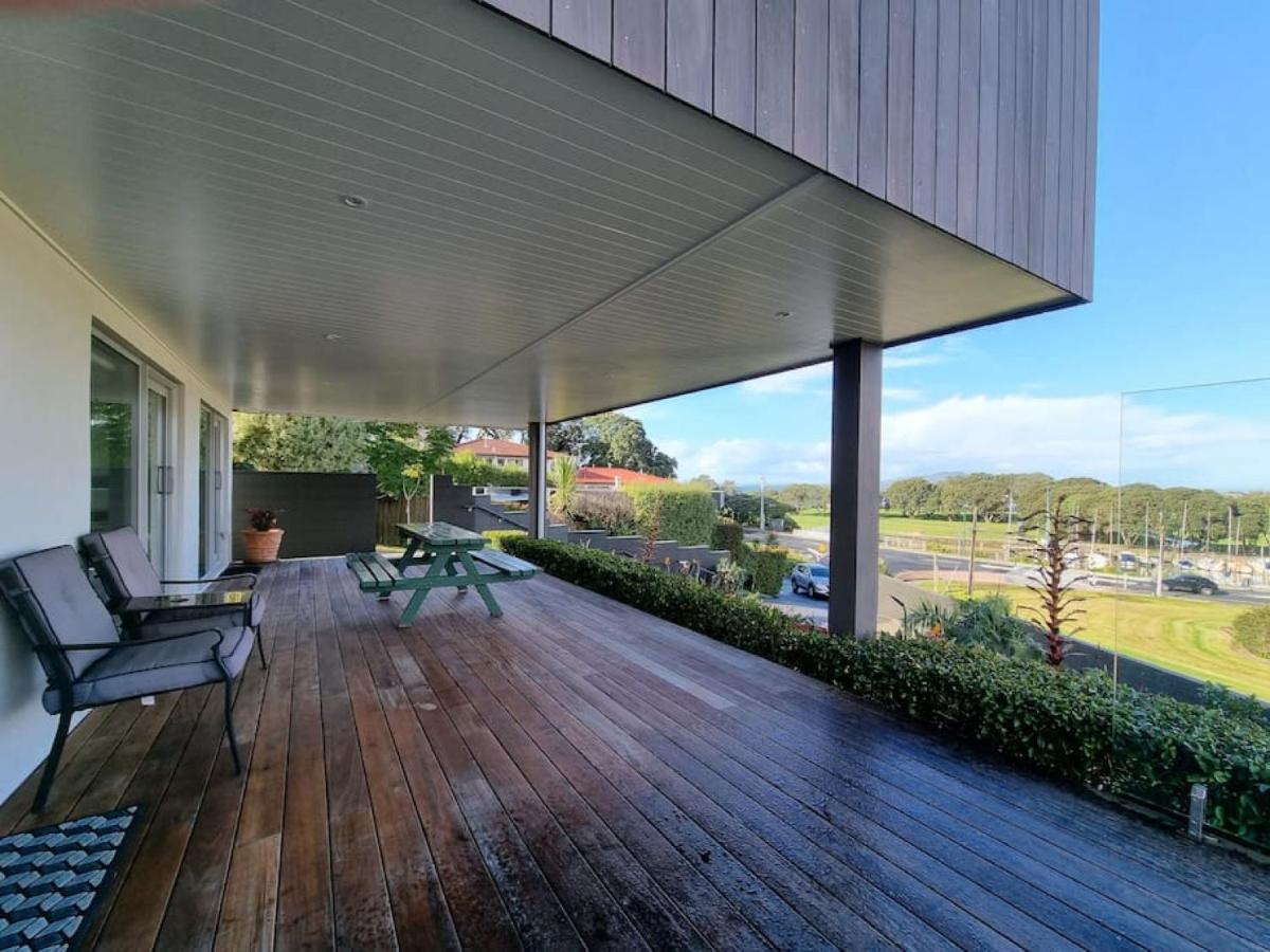 Fabulous Castor Bay 1 Bedroom With Views And Skytv Auckland Eksteriør billede