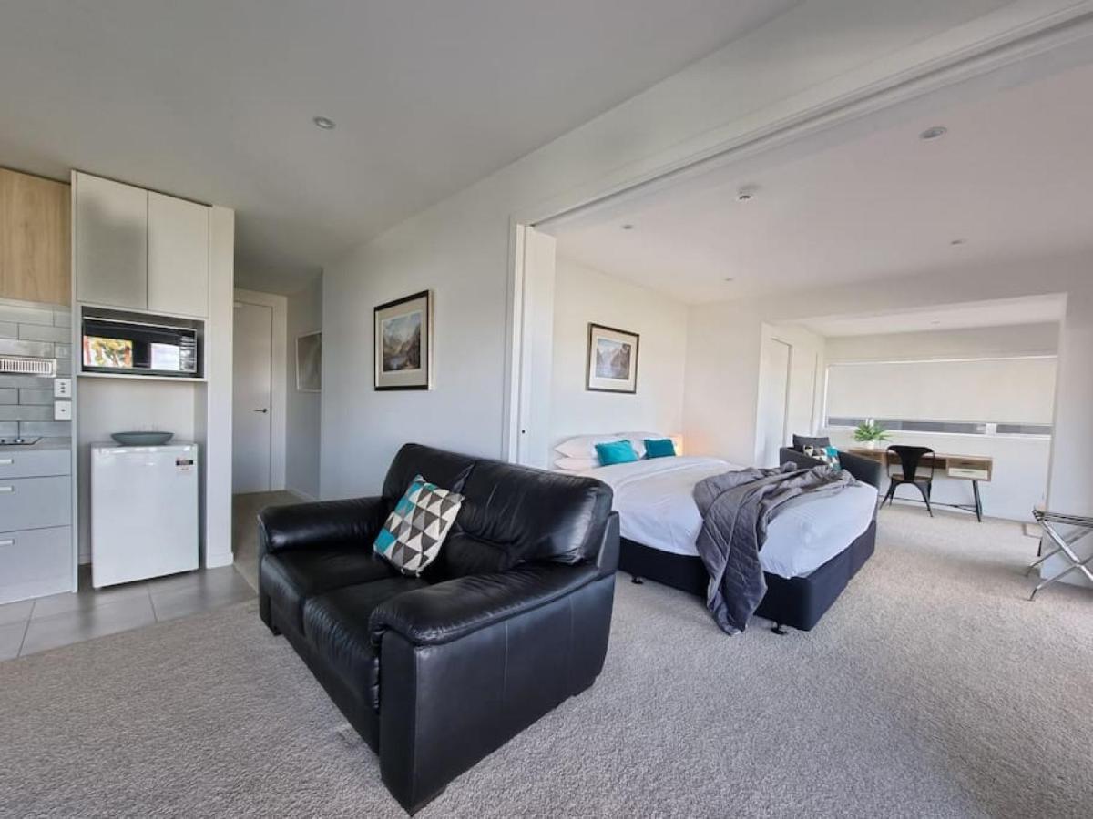 Fabulous Castor Bay 1 Bedroom With Views And Skytv Auckland Eksteriør billede