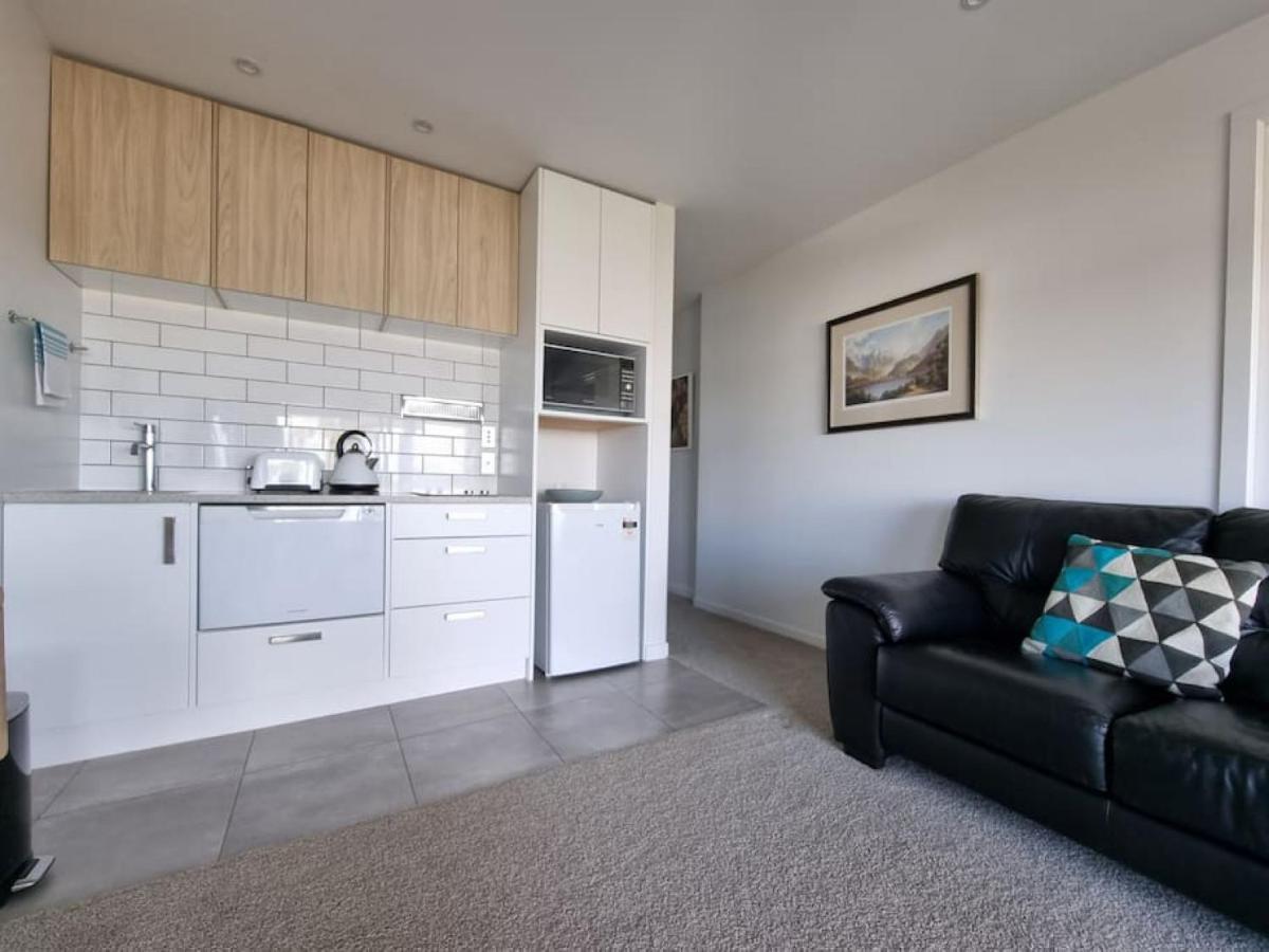 Fabulous Castor Bay 1 Bedroom With Views And Skytv Auckland Eksteriør billede