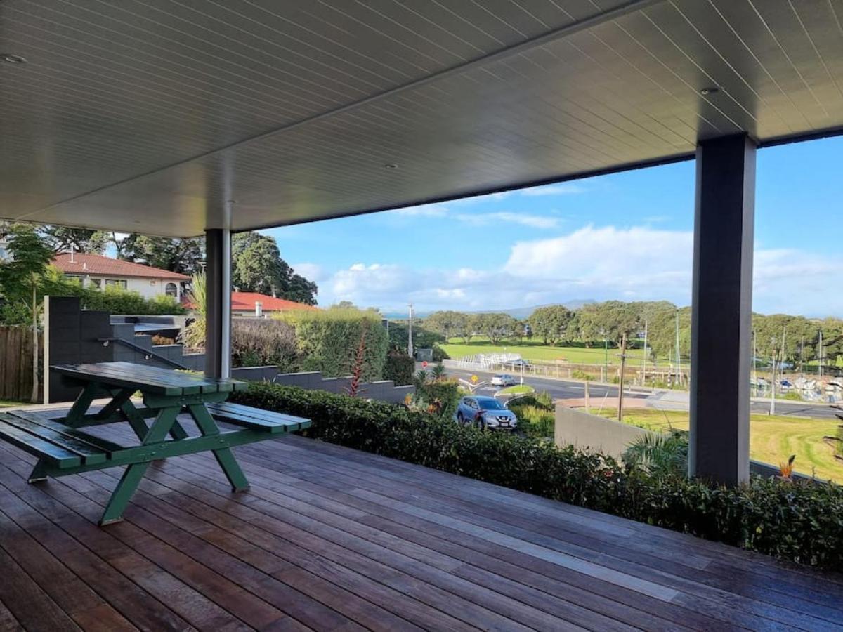 Fabulous Castor Bay 1 Bedroom With Views And Skytv Auckland Eksteriør billede